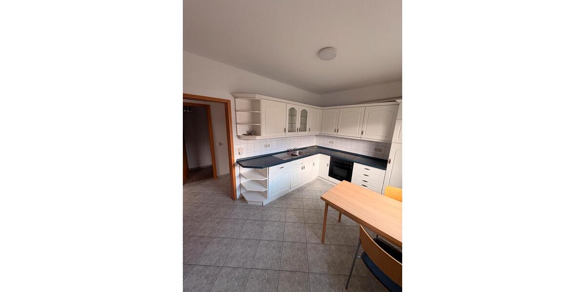 Etagenwohnung Wahrenholz - 3 Zimmer, 90 m&sup2;, 750&euro; | Angebot:26534859