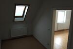 Dachgeschoßwohnung Lauchhammer - 5 Zimmer, 80 m&sup2;, 485&euro; | Angebot:25931687