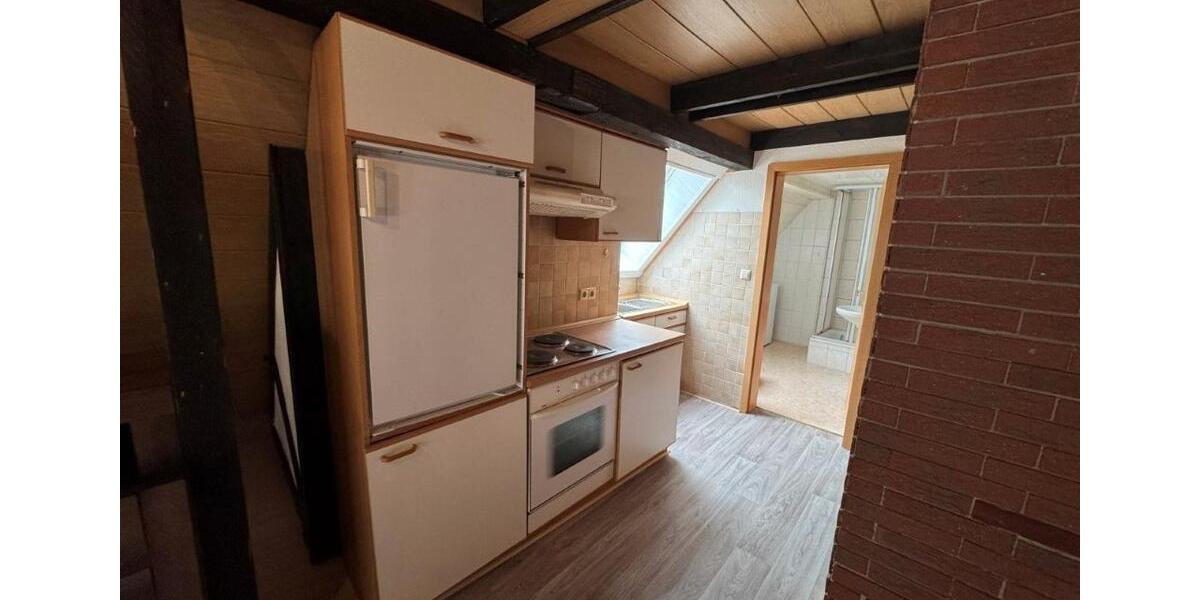 Dachgeschoßwohnung Salzwedel - 1 Zimmer, 50 m&sup2;, 300&euro; | Angebot:26631483