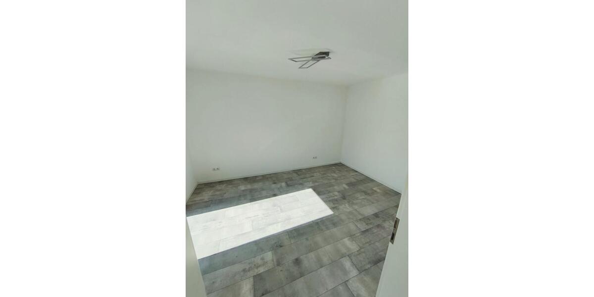 Terrassenwohnung Traunstein - 3 Zimmer, 77 m&sup2;, 1.050&euro; | Angebot:26697936