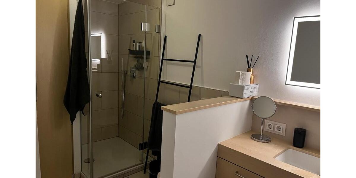 Wohnen auf Zeit Düsseldorf Stadtbezirk 2 - 2 Zimmer, 65 m&sup2;, 1.400&euro; | Angebot:26154132