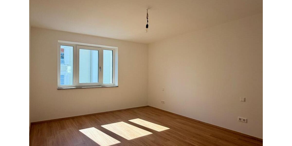 Etagenwohnung Murnau am Staffelsee - 3 Zimmer, 74 m&sup2;, 1.555&euro; | Angebot:25959526