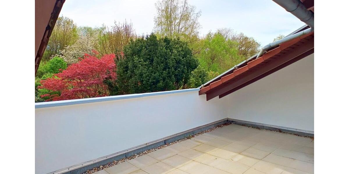 Maisonettenwohnung Schwalbach - 4.5 Zimmer, 194 m&sup2;, 1.450&euro; | Angebot:26587800