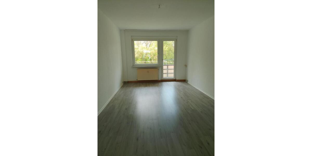 Erdgeschoßwohnung Ebeleben - 4 Zimmer, 86 m&sup2;, 430&euro; | Angebot:26670707