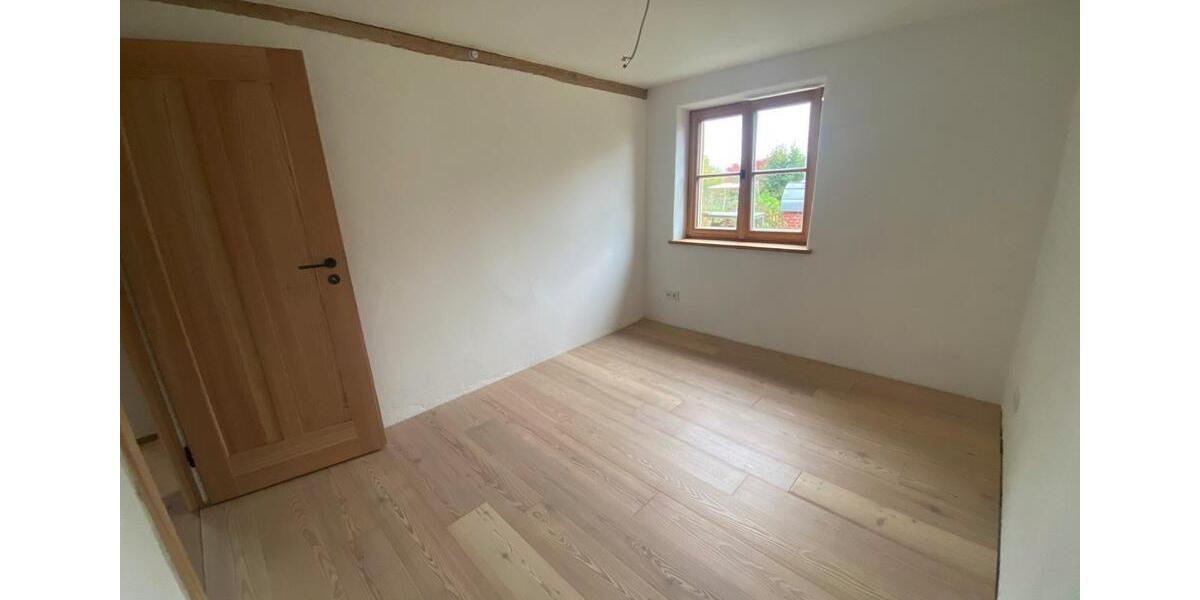 Wohnen auf Zeit Gangkofen - 1 Zimmer, 120 m&sup2;, 550&euro; | Angebot:26640812