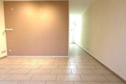 Gewerbeobjekt Petersberg - 3 Zimmer, 110 m&sup2;, 900&euro; | Angebot:24528862