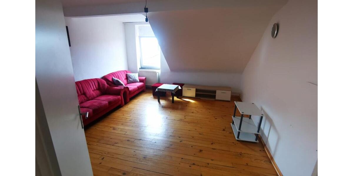 Dachgeschoßwohnung Völklingen - 2 Zimmer, 75 m&sup2;, 600&euro; | Angebot:24551465