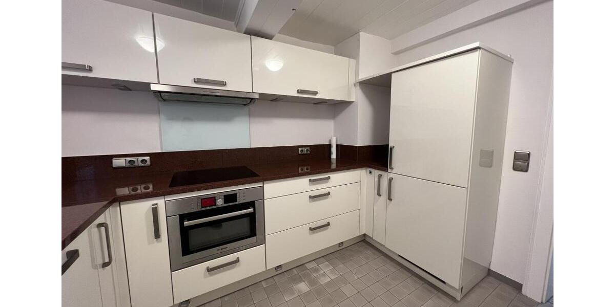 Einfamilienhaus Gießen - 6 Zimmer, 150 m&sup2;, 1.500&euro; | Angebot:18615709