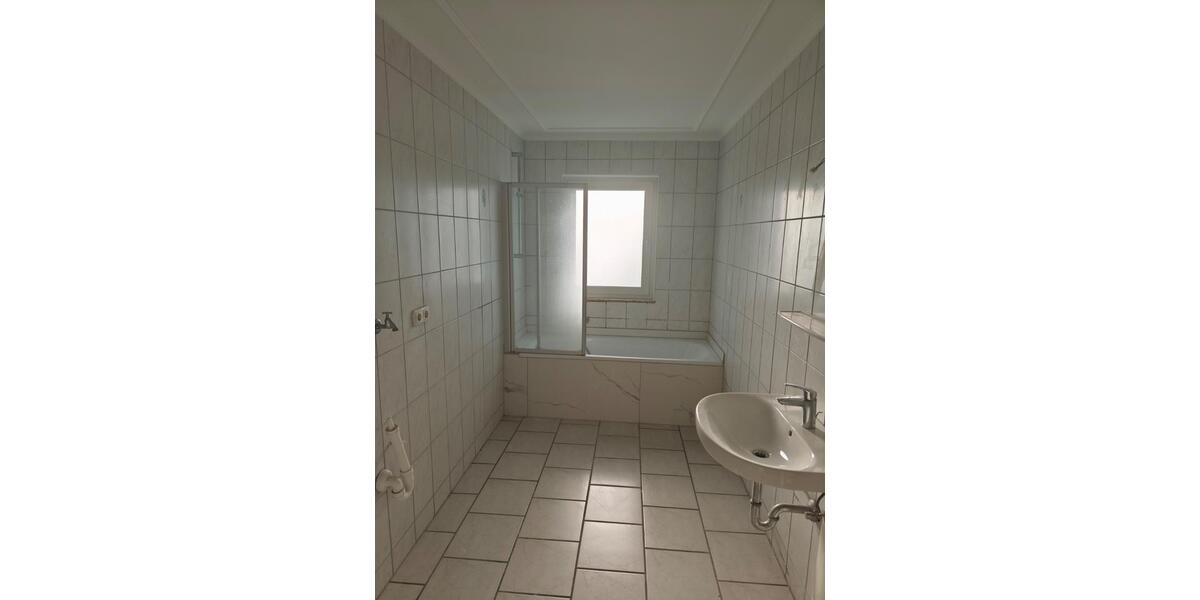 Etagenwohnung Hückelhoven - 4 Zimmer, 111 m&sup2;, 1.400&euro; | Angebot:26464185