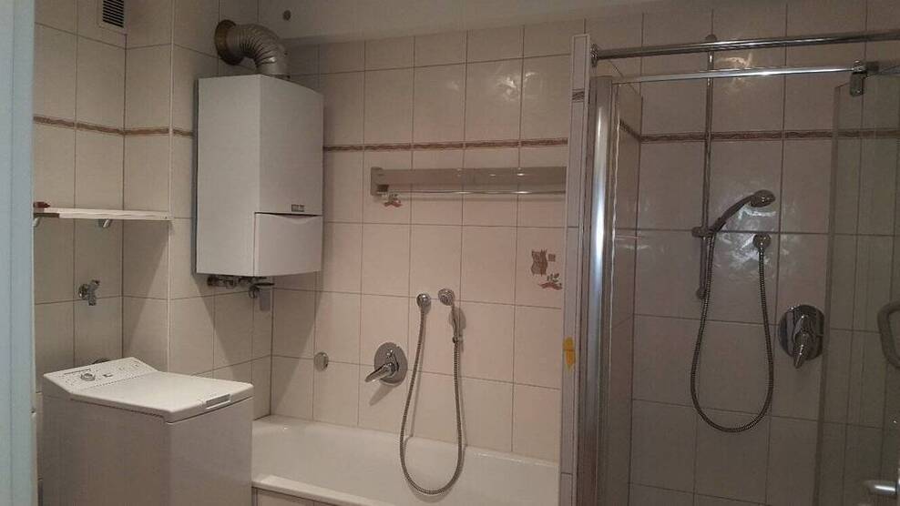 Teilmöblierte 2-Zi.-Wohnung am Ringpark