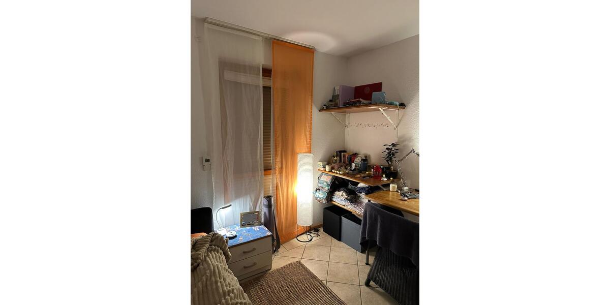 Etagenwohnung Bad Homburg vor der Höhe Gonzenheim - 1 Zimmer, 11 m&sup2;, 495&euro; | Angebot:24858309