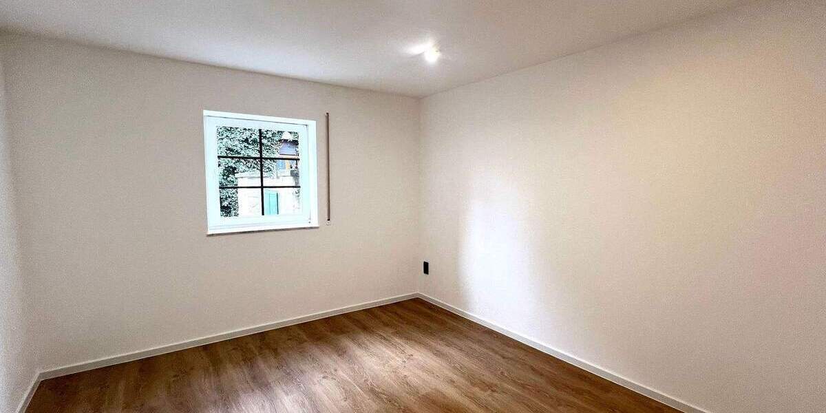 Etagenwohnung Nußbaum - 2 Zimmer, 74 m&sup2;, 800&euro; | Angebot:25683801