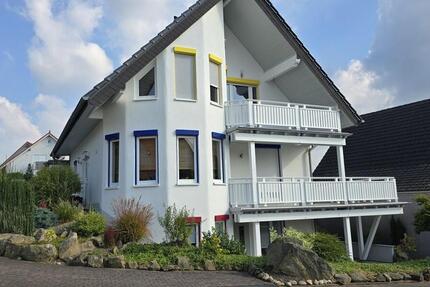 Wohnung Bad Emstal - 3 Zimmer, 75 m&sup2;, 910&euro; | Angebot:25026358