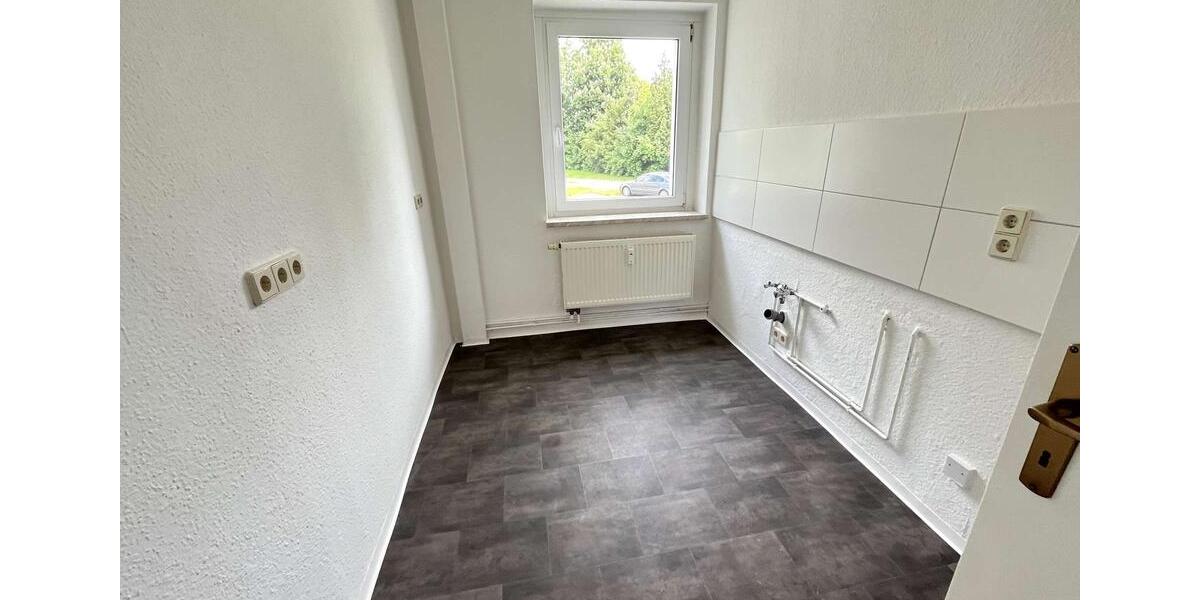 Erdgeschoßwohnung Hainichen - 3 Zimmer, 57 m&sup2;, 300&euro; | Angebot:24616191