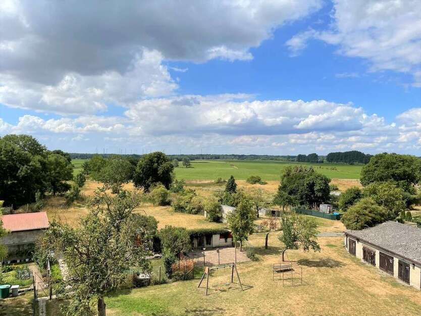 Erstbezug nach kompletter Renovierung. 3 zimmer