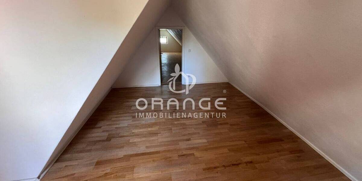 Zimmer Regensburg Innenstadt - 4 Zimmer, 99 m&sup2;, 1.700&euro; | Angebot:25968792