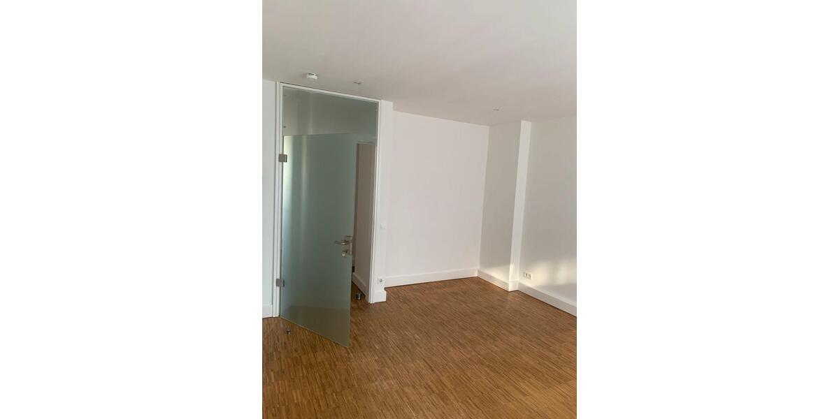 Einfamilienhaus Berlin Mitte - 2 Zimmer, 60 m&sup2;, 1.200&euro; | Angebot:25614507