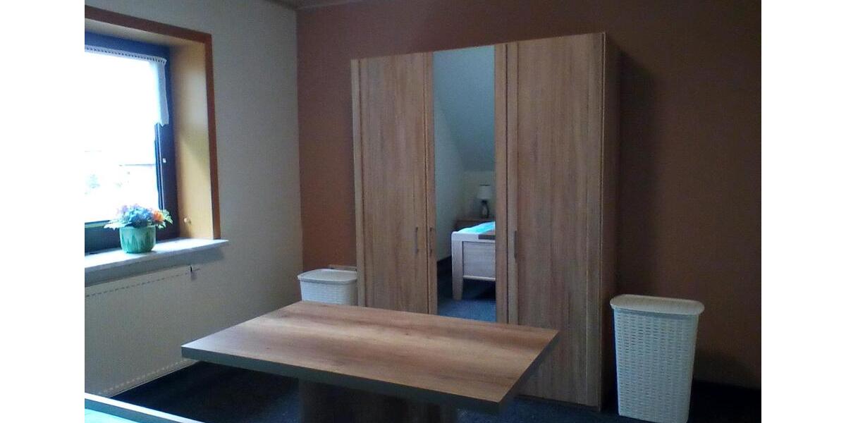 Etagenwohnung Barlt - 2 Zimmer, 60&euro; | Angebot:22672136