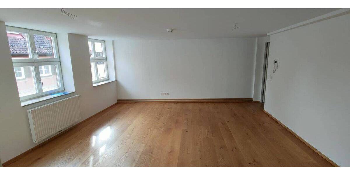 Etagenwohnung Dinkelsbühl - 3 Zimmer, 85 m&sup2;, 820&euro; | Angebot:26858857