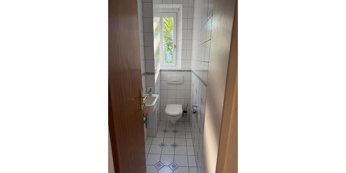 Etagenwohnung Bayreuth City - 5 Zimmer, 134 m&sup2;, 1.400&euro; | Angebot:26613630