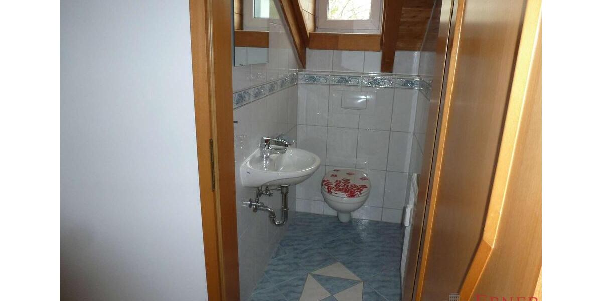 Dachgeschoßwohnung Viechtach - 3 Zimmer, 73 m&sup2;, 550&euro; | Angebot:26456279