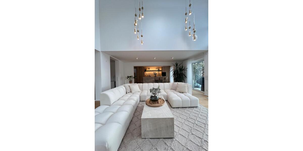 Luxuriöse 3-Zimmer-Gartenwohnung mit Privat-Gym in Top Lage Heide 3 zimmer