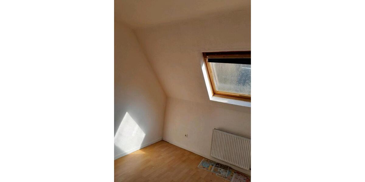 Dachgeschoßwohnung Weiler bei Bingen - 2 Zimmer, 45 m&sup2;, 400&euro; | Angebot:25866839