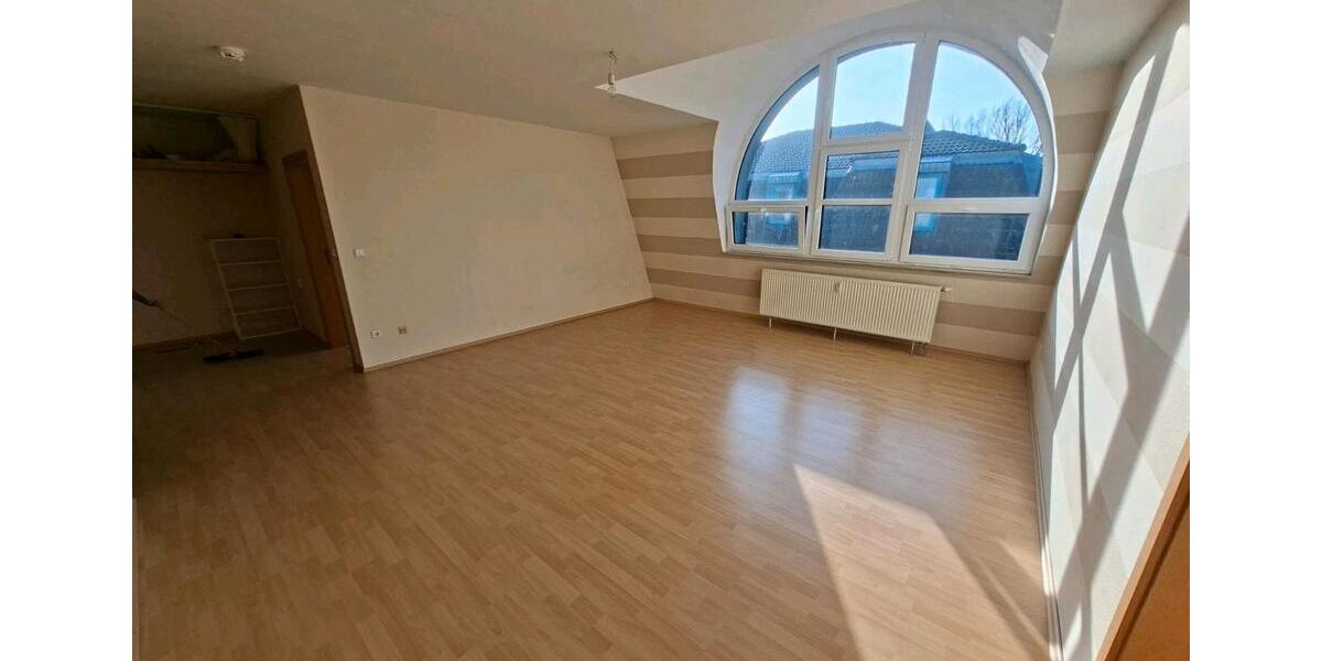 Dachgeschoßwohnung Magdeburg Brückfeld - 2 Zimmer, 72 m&sup2;, 539&euro; | Angebot:24583126