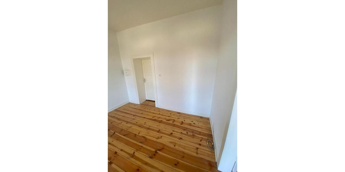 Etagenwohnung Essen Stadtbezirk VI - 3 Zimmer, 82 m&sup2;, 849&euro; | Angebot:26396193