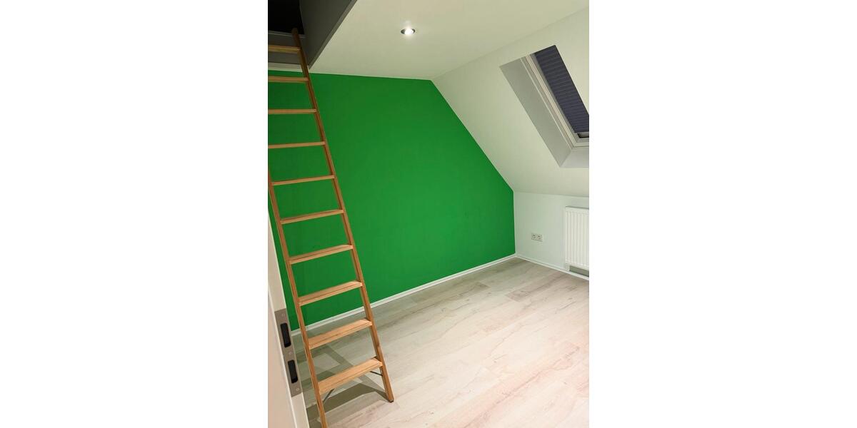 Dachgeschoßwohnung Uder - 3 Zimmer, 85 m&sup2;, 800&euro; | Angebot:24476775