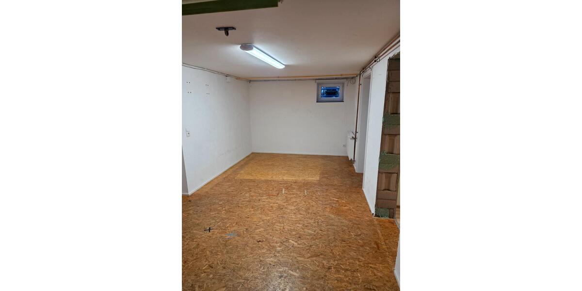 Etagenwohnung Raunheim - 2.5 Zimmer, 70 m&sup2;, 800&euro; | Angebot:26102442