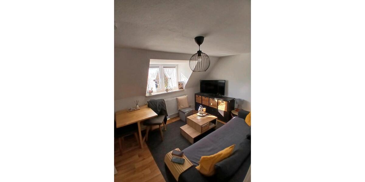 Dachgeschoßwohnung Kellinghusen - 1.5 Zimmer, 27 m&sup2;, 308&euro; | Angebot:25751307