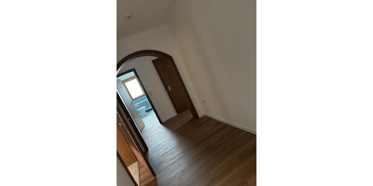 Dachgeschoßwohnung Schieder-Schwalenberg Schwalenberg - 3 Zimmer, 80 m&sup2;, 850&euro; | Angebot:24478593