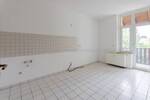105m² mit Balkon - Stadtteil Seehaus in Plauen zur Miete - Bad Fenster und Badewanne - AltbauWohnung