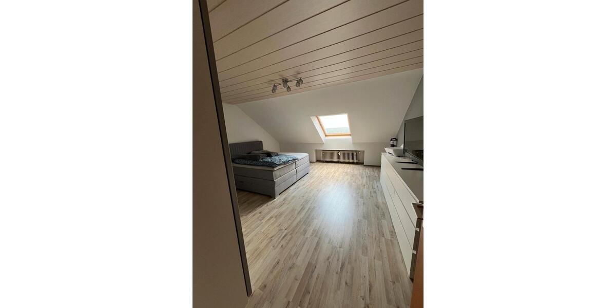 Dachgeschoßwohnung Heusweiler - 4 Zimmer, 106 m&sup2;, 670&euro; | Angebot:26251612
