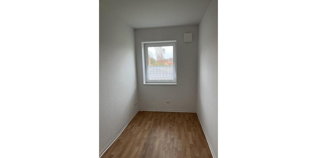 Reihenhaus Esens - 3 Zimmer, 60 m&sup2;, 450&euro; | Angebot:24752485