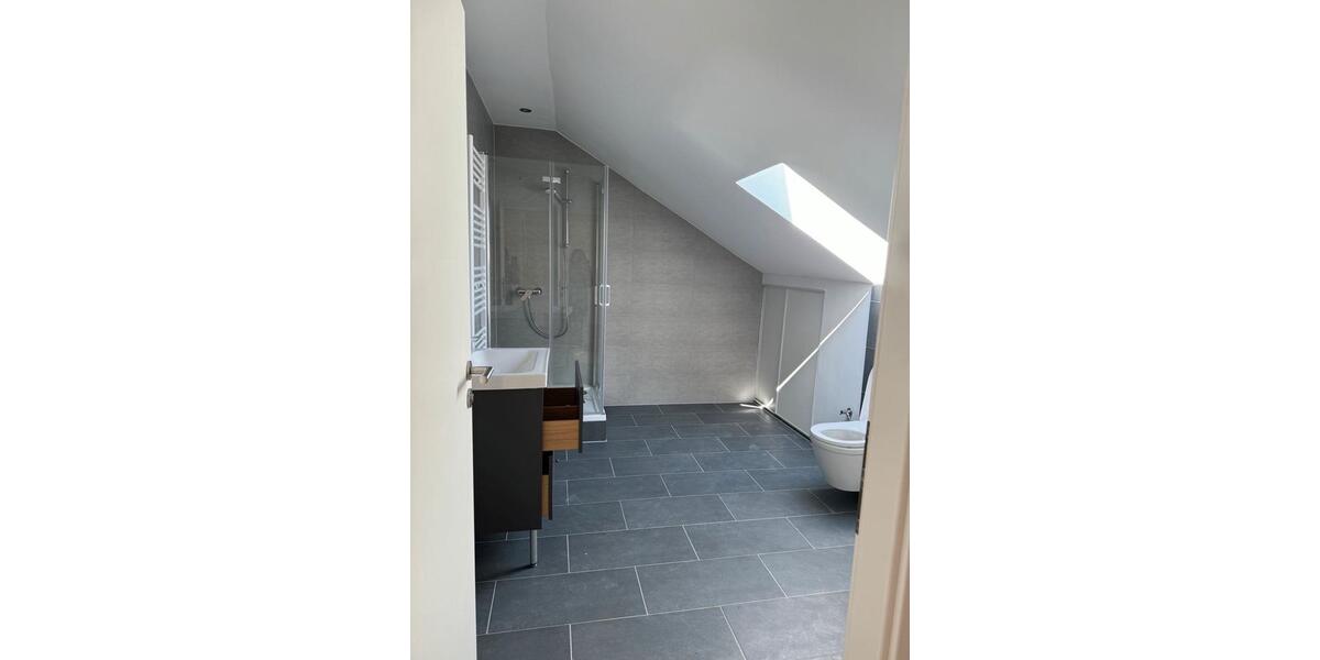 Dachgeschoßwohnung Großmehring - 3 Zimmer, 85 m&sup2;, 900&euro; | Angebot:24827231