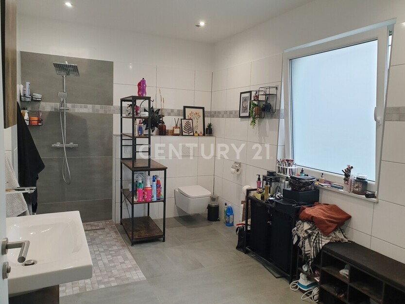 Zuhause mit Weitblick: Ruhe, Natur und Skyline-Panorama 2 zimmer