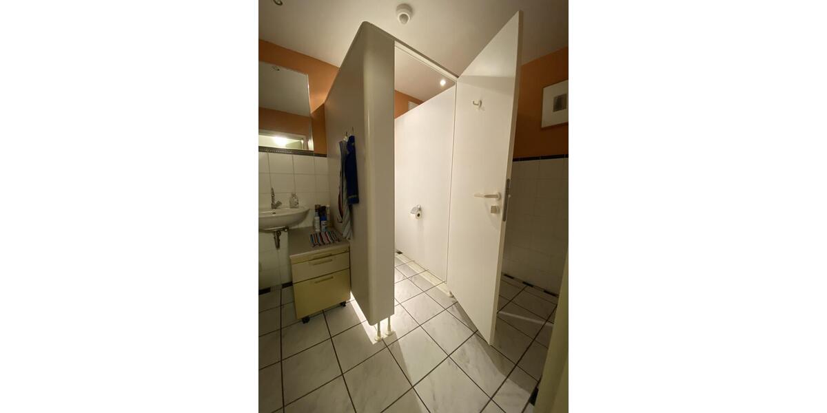 Repräsentative Galerie -oder Bürofläche mit ca. 80m², im historischen Stadtkern von Andernach zimmer