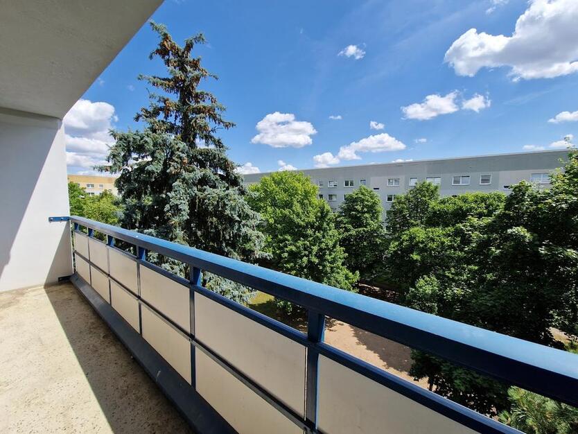 4-Zimmer-Wohnung im 4. Obergeschoss zu vermieten