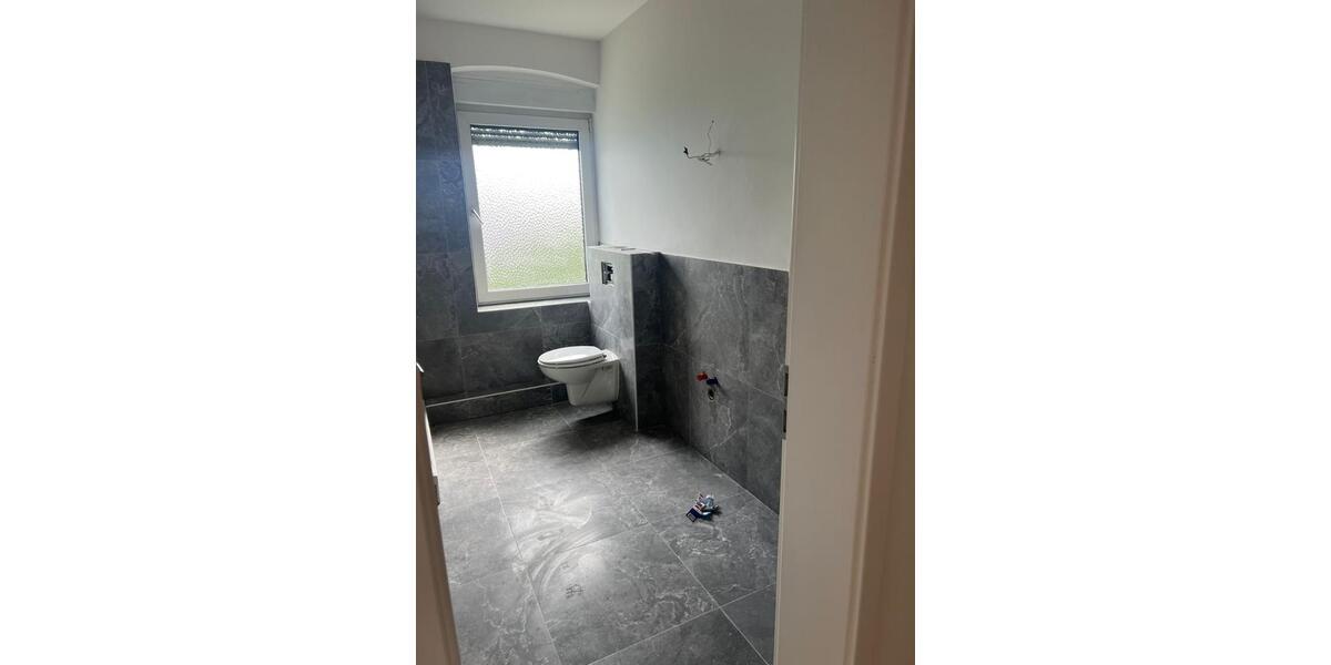 Etagenwohnung Lügde - 3 Zimmer, 83 m&sup2;, 650&euro; | Angebot:21898708