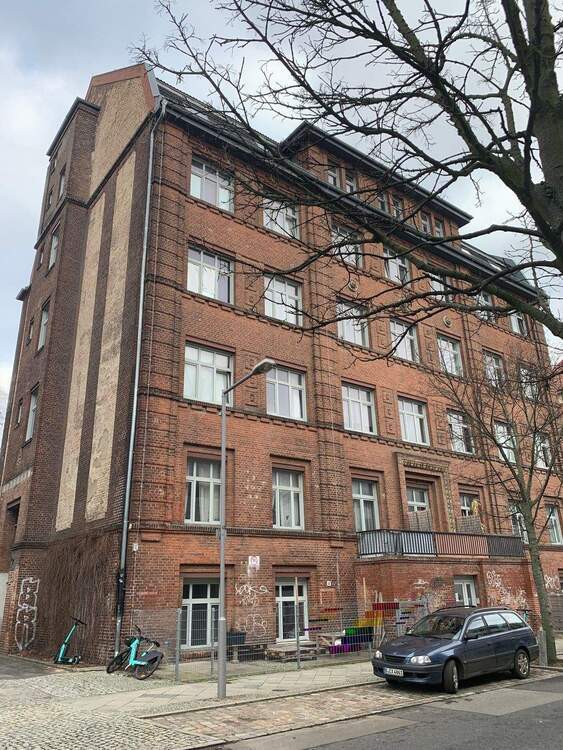 ZweiZimmerwohnung im ehemaligem Studentenwohnheim