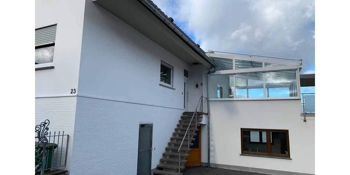 Etagenwohnung Königswinter - 4 Zimmer, 135 m&sup2;, 990&euro; | Angebot:26309168