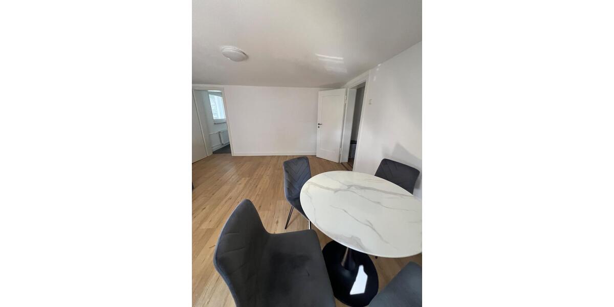 Etagenwohnung Wolpertswende - 2.5 Zimmer, 85 m&sup2;, 1.520&euro; | Angebot:26648271