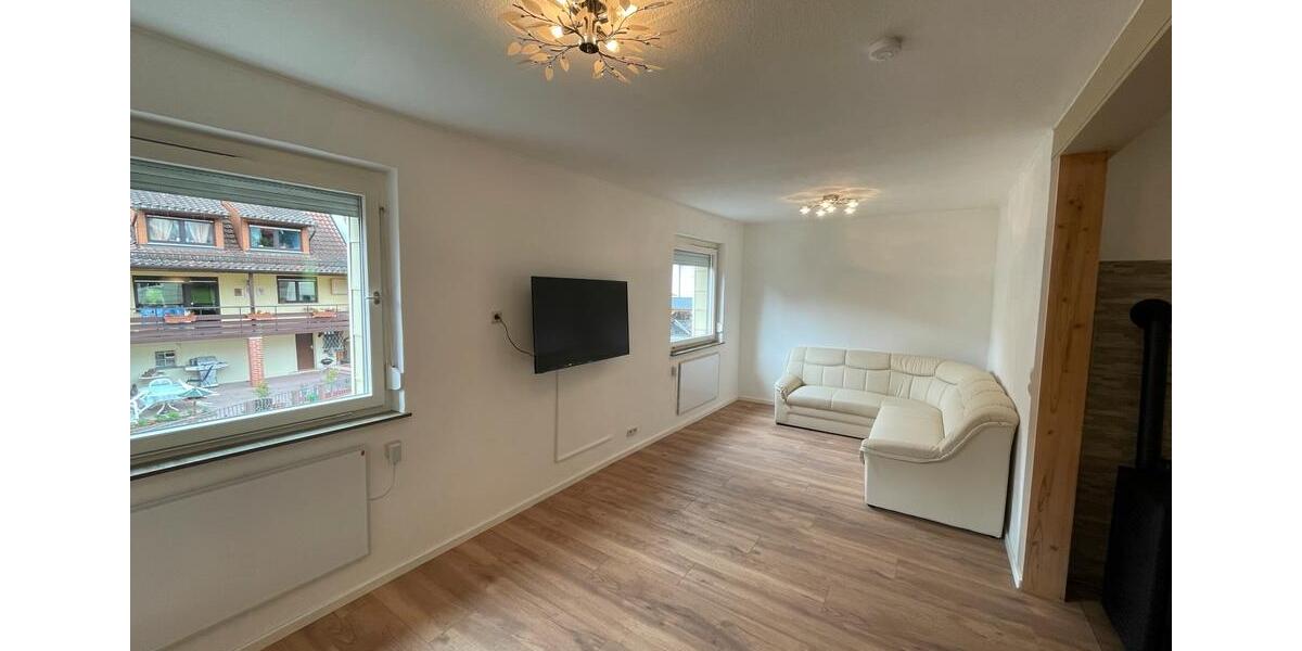 Einfamilienhaus Neckargerach - 5 Zimmer, 78 m&sup2;, 870&euro; | Angebot:26611085