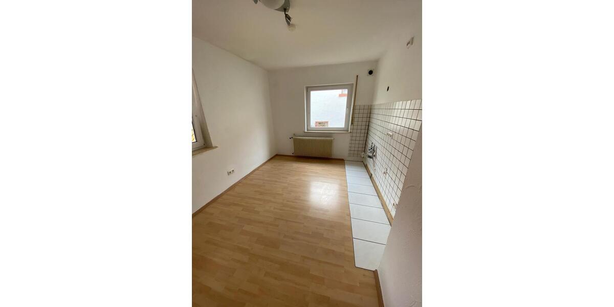 Etagenwohnung Goldbach - 3.5 Zimmer, 90 m&sup2;, 800&euro; | Angebot:25948034