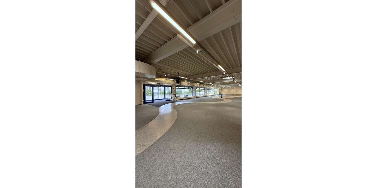 Einzelhandel in Duisburg 6.000 € 1106 m² zimmer