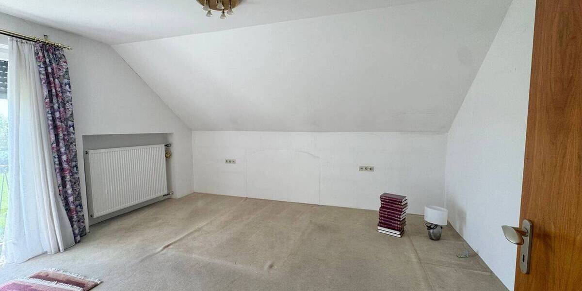 Einfamilienhaus Cadolzburg - 6 Zimmer, 217 m&sup2;, 2.350&euro; | Angebot:26712686