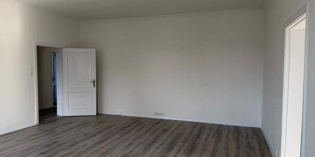 Etagenwohnung Bremerhaven Geestemünde - 3 Zimmer, 120 m&sup2;, 810&euro; | Angebot:25797442