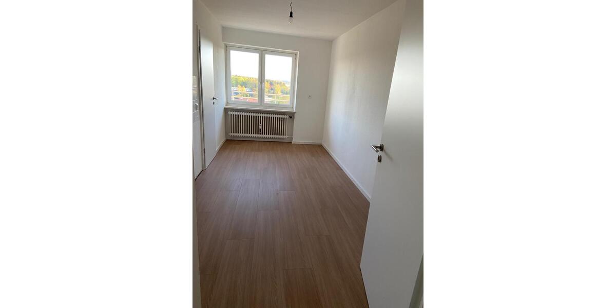 Etagenwohnung Kaufbeuren - 3 Zimmer, 82 m&sup2;, 990&euro; | Angebot:26475305